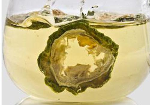 苦瓜干泡水可以降血压吗,高血压能喝苦瓜干泡水喝吗