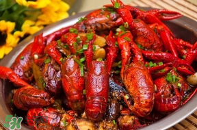 油焖大虾的正确方法,油焖大虾的做法,我们需要注意这些