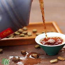 雄黄酒可以驱蛇吗,雄黄酒能驱蛇吗