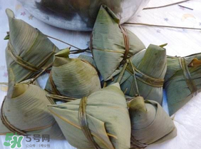 包棕子要在糯米中放盐吗?包粽子一斤糯米加多少盐?,房子撒糯米和盐