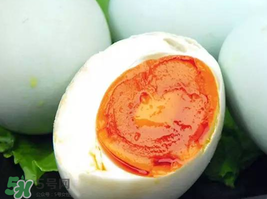 咸鸭蛋能天天吃吗?,每天都吃咸鸭蛋会不会不太好