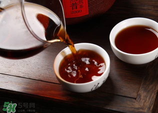普洱茶发霉了怎么处理还能饮用,普洱茶发霉了怎么办