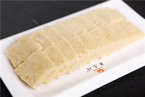 盐水漱口能抑制细菌吗(盐开水漱口可以杀细菌吗)