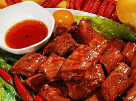 冬天绝味鸭脖隔夜还能吃吗,绝味鸭脖隔夜还能吃吗,放冰箱里 冬天绝味鸭脖隔夜还能吃吗,绝味鸭脖隔夜还能吃吗,放冰箱里