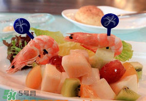 虾和甜瓜能一起吃吗,南瓜可不可以和虾一起吃吗