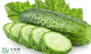 黄瓜怎么切菱形块,黄瓜怎么切菱形片