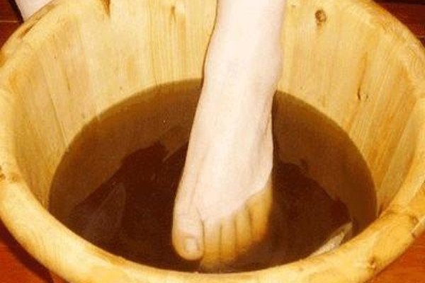 泡脚可以瘦身吗(泡脚真能减肥吗)