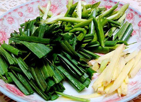 蒜苗是蒜苔吗,蒜苔跟蒜苗有什么区别