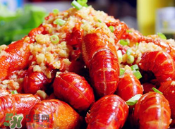 油焖大虾简介,油焖大虾是怎么做的 油焖大虾简介,油焖大虾是怎么做的