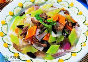 洋葱和胡萝卜能一起吃吗,洋葱和胡萝卜能一起吃吗鸡蛋