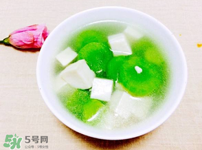 莴笋能和豆腐一起吃吗,豆腐可以和莴笋叶一起吃吗 莴笋能和豆腐一起吃吗,豆腐可以和莴笋叶一起吃吗