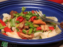 蒜苔可以和西红柿一起吃吗?,蒜苔能和西红柿一起吃吗