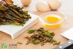 香椿炒鸡蛋的家常做法,香椿炒鸡蛋怎么炒好吃