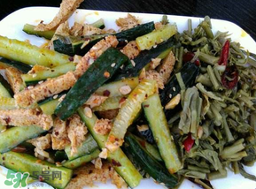 香椿跟什么不能一起吃,地瓜和香椿能一起吃吗 香椿跟什么不能一起吃,地瓜和香椿能一起吃吗