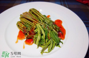 香椿可以凉拌吗?,香椿可以凉拌吗?生吃