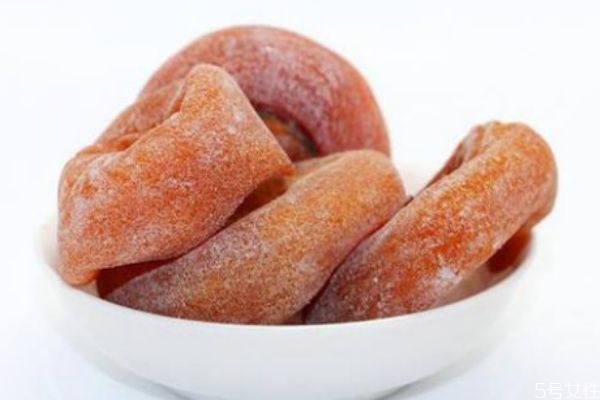 孕初可以吃柿饼吗,孕初期可以吃柿饼么