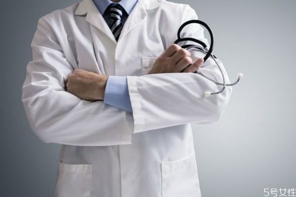 尿毒症的症状通常有什么呢(尿毒症的症状是什么)