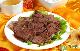 狗肉茼蒿菜能一起吃吗,荸荠和狗肉能一起吃吗