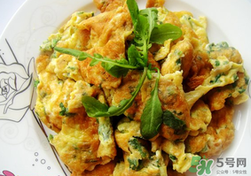 荠菜和鸭蛋能一起吃吗,荠菜和鸭蛋可以一起吃吗