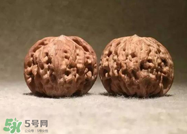 枇杷和核桃能一起吃吗,枇杷可以和樱桃一起吃吗