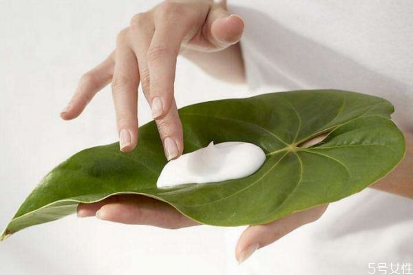 治疗季节性脱皮的办法有什么呢(季节性脱皮该如何治疗)