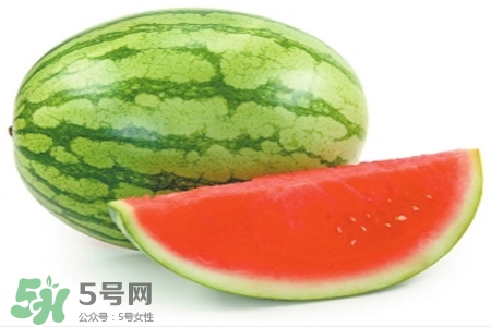 西瓜吃不完怎么保存,西瓜吃不完怎么保存没有冰箱