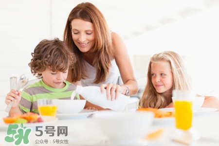 痘痘期间不能吃什么水果,长痘痘期间不能吃什么 痘痘期间不能吃什么水果,长痘痘期间不能吃什么