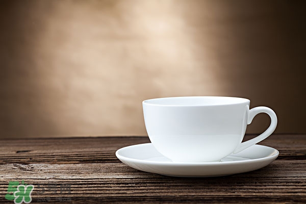 为什么晚上喝茶会睡不着,为什么喝了咖啡会失眠 为什么晚上喝茶会睡不着,为什么喝了咖啡会失眠