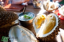 海鲜可以跟榴莲一起吃吗?,榴莲和海鱼可不可以一起吃