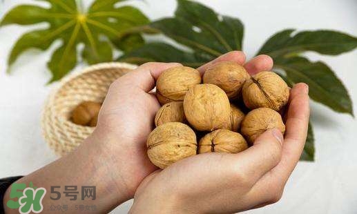 孕妇可以吃核桃酒吗,核桃奶解酒吗 孕妇可以吃核桃酒吗,核桃奶解酒吗