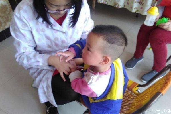 百日咳应该怎么预防呢(如何预防百日咳)