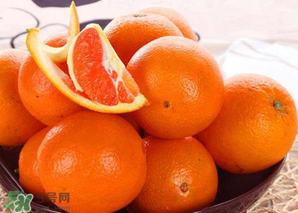 橙子里的白色能吃吗,橙子皮上有白点还能吃吗