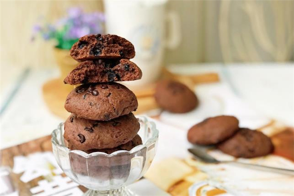 巧克力曲奇的做法和配方,巧克力曲奇的做法 巧克力曲奇的做法和配方,巧克力曲奇的做法