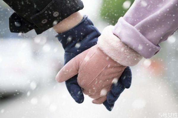 如何拒绝冻疮呢(如何避免冻疮) 如何拒绝冻疮呢(如何避免冻疮)