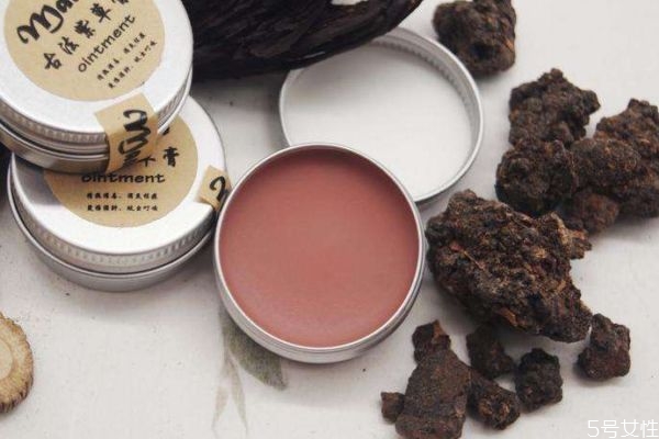 冻疮可以怎么治疗呢(冻疮如何治疗?)