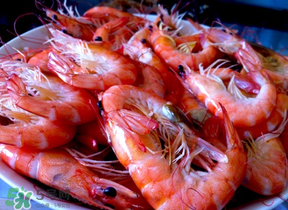 鲜虾用开水煮还是用冷水煮,煮虾应该冷水下锅还是热水下锅