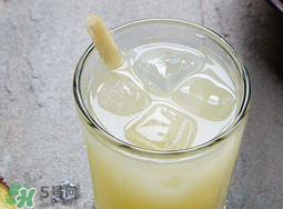 榨好的甘蔗汁可以放多久,鲜榨甘蔗汁可以放多久 榨好的甘蔗汁可以放多久,鲜榨甘蔗汁可以放多久