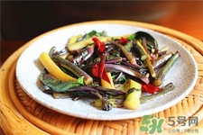 螃蟹和海苔可以一起吃吗,螃蟹和哪些蔬菜不能一起吃