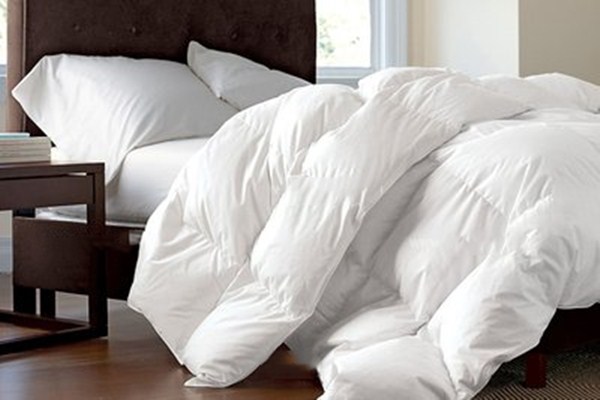 羽绒被有味道正常吗(羽绒被有味道正常吗)