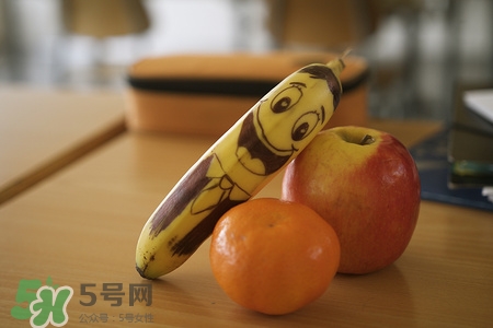 一岁宝宝能吃芦柑吗,宝宝吃芦柑会上火吗