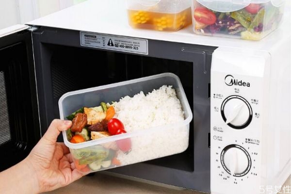 吃微波炉加热食物会上火吗(吃微波炉加热的食物会上火吗) 吃微波炉加热食物会上火吗(吃微波炉加热的食物会上火吗)