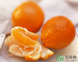 为什么橙子里面有蛆虫,橙子里面有蛆是什么原因