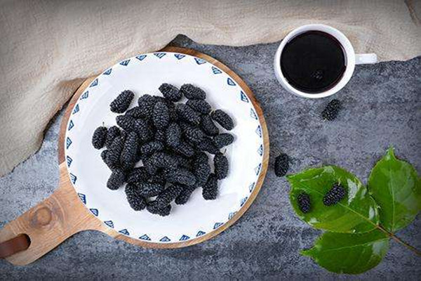 桑葚干吃多了会怎么样,桑葚干吃多了对身体有什么不好