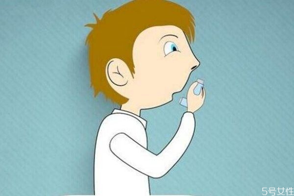 哮喘病人日常生要注意什么呢(哮喘病平时生活中应注意些什么)