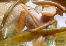 土鸡汤营养和功效和作用,土鸡汤有什么营养价值