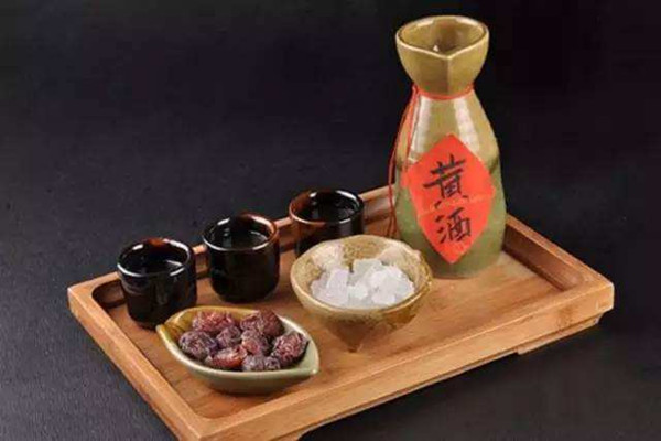 黄酒可以调理月经吗,女人喝什么酒对身体最好