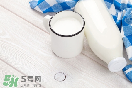 乙肝患者能喝牛奶吗?,乙肝患者可以喝牛奶吗?