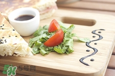 蔬菜沙拉用什么醋最好,通常蔬菜沙拉放的醋是什么醋