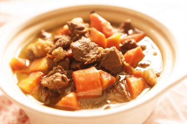 炖羊肉放白芷好吗,清炖羊肉放白芷吗