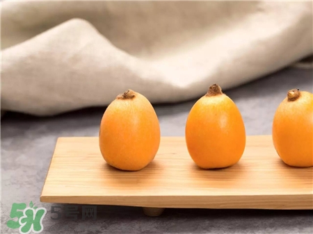 如何剥枇杷皮,枇杷用剥皮吗